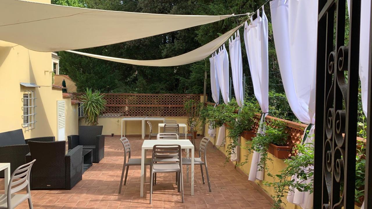 La Terrazza Di Via Elisa Lucca Exterior foto