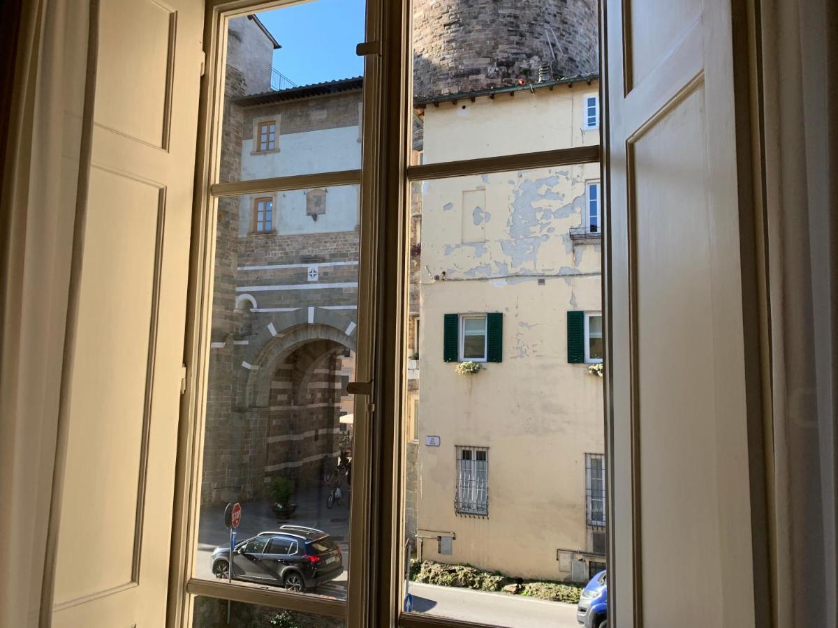 La Terrazza Di Via Elisa Lucca Exterior foto